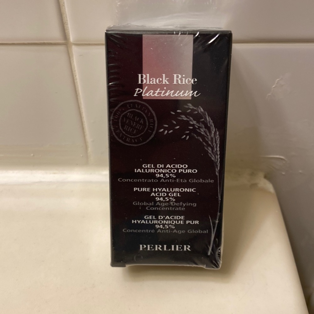 COPY - Black Rice Platinum Pure Hyaluronic Acid Gel 94.5% brand new sealed